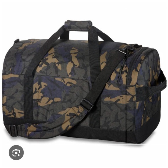 Dakine 50L Camo Duffle Bag - Picture 2 of 4